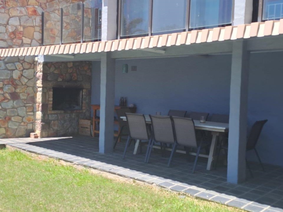 4 Bedroom Property for Sale in Linkside Western Cape